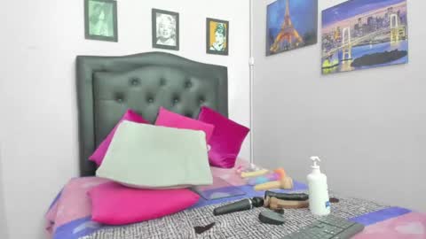 sexy_candy18x online show from April 2026 12:13:02 AM