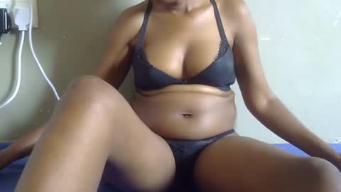 sexy_claude96 online show from January 2025 10:12:02 AM