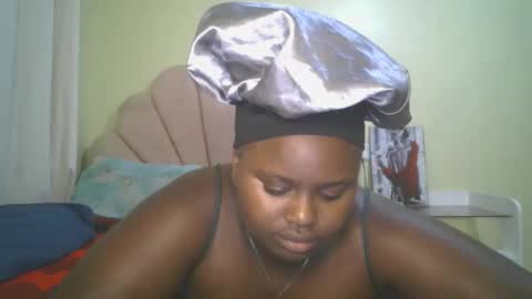 Snapshot of sexy_corn chatting on April 2026 07:36:01 PM Connie online show from April 2026 07:36:01 PM