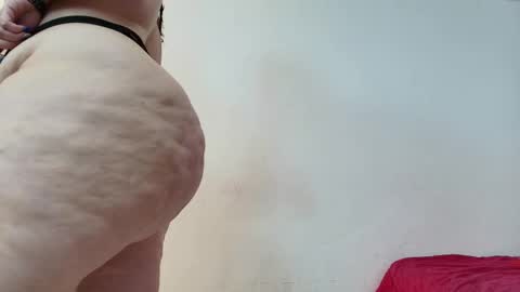 karla           instagram  online show from February 2025 04:41:02 PM