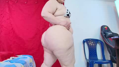 karla           instagram  online show from September 2025 03:36:01 PM