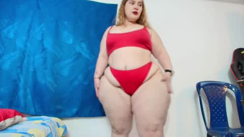 Snapshot of sexy_curvi chatting on June 2026 03:56:02 PM karla instagram online show from June 2026 03:56:02 PM