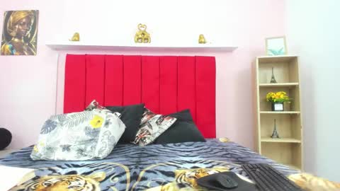 Snapshot of sexy_ebony_1 chatting on November 2025 12:20:01 PM sexy_ebony_1 online show from November 2025 12:20:01 PM