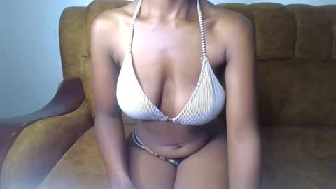 Ellahh online show from May 2026 02:08:01 AM
