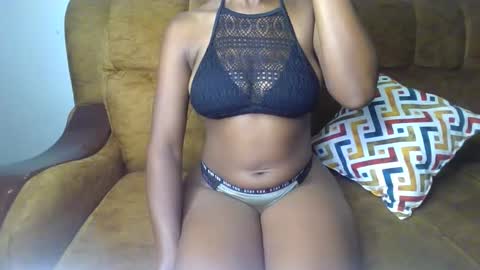Ellahh online show from May 2026 01:58:01 AM