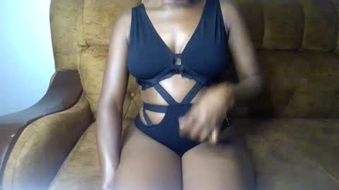 Ellahh online show from May 2026 10:50:03 PM