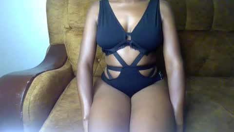 Ellahh online show from May 2026 11:12:03 PM