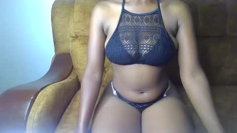 Ellahh online show from May 2026 12:27:01 AM