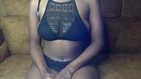 Snapshot of sexy_ellahh chatting on July 2026 02:05:17 AM Ellahh online show from July 2026 02:05:17 AM