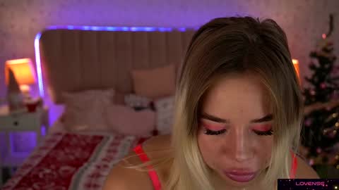 Snapshot of sexy_ira chatting on December 2024 09:49:01 AM Ira online show from December 2024 09:49:01 AM