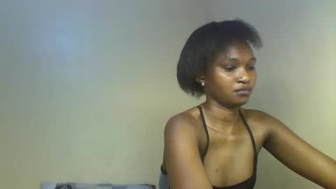 Snapshot of sexy_kaly chatting on October 2025 12:56:02 PM Sexy kaly online show from October 2025 12:56:02 PM
