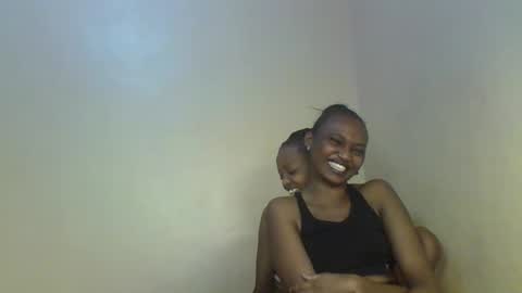 Snapshot of sexy_kaly chatting on November 2025 01:16:01 AM Sexy kaly online show from November 2025 01:16:01 AM