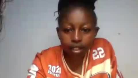 sexy_latasha online show from August 2026 06:33:02 PM