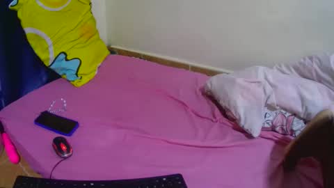 Snapshot of sexy_leen1 chatting on December 2025 07:24:01 AM Winnie online show from December 2025 07:24:01 AM