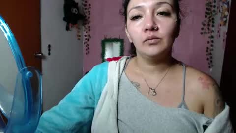 Snapshot of sexy_lolas chatting on March 2025 08:08:01 AM sexy lolas online show from March 2025 08:08:01 AM