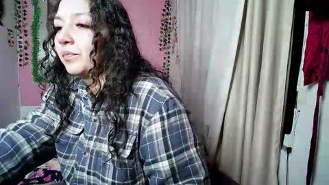 sexy lolas online show from November 2025 01:50:02 AM