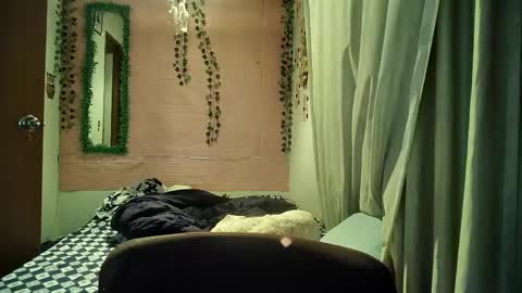 sexy lolas online show from April 2026 01:19:02 AM