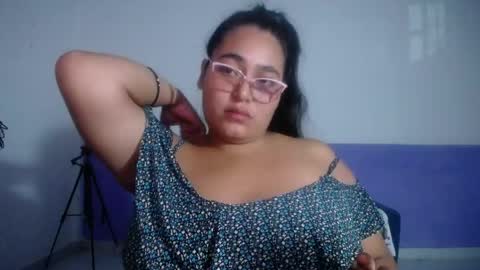 SIRENA LOVE online show from May 2026 06:00:02 AM