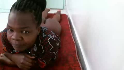 Snapshot of sexy_lunah chatting on February 2025 09:56:02 AM sexy_lunah online show from February 2025 09:56:02 AM