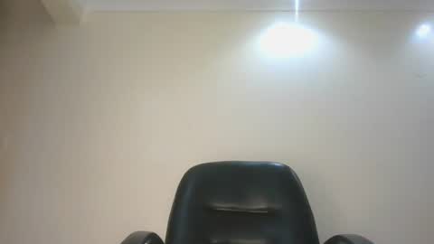 sexy_lyna online show from May 2026 12:32:02 PM