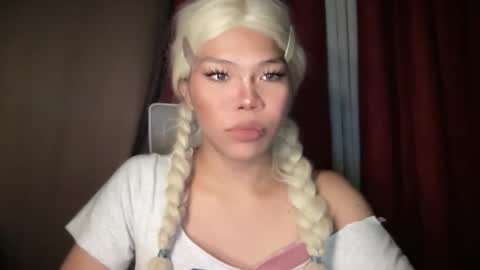 Nicole online show from May 2026 09:38:01 AM