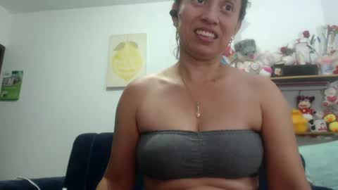 Snapshot of sexy_mary_69 chatting on September 2025 12:22:02 AM Mary online show from September 2025 12:22:02 AM