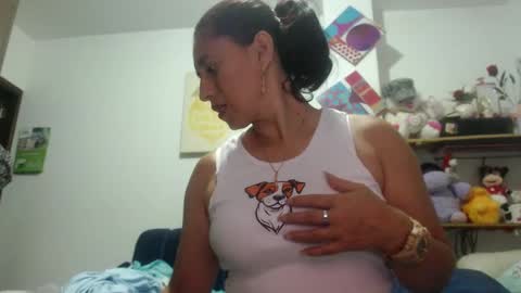 Snapshot of sexy_mary_69 chatting on September 2025 11:37:01 PM Mary online show from September 2025 11:37:01 PM