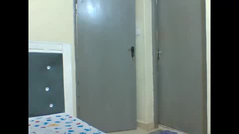 mimi online show from March 2026 05:08:01 PM