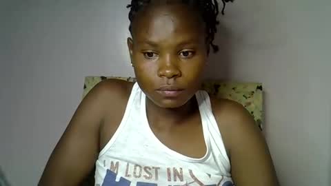 Snapshot of sexy_molyne chatting on February 2026 03:01:01 AM Molyne online show from February 2026 03:01:01 AM