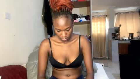 Nyla online show from June 2026 09:28:02 AM