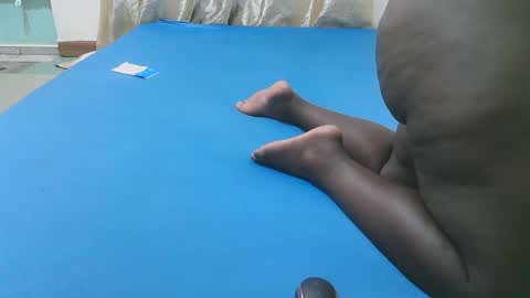 Snapshot of sexy_quincy1 chatting on December 2025 06:20:01 AM Sexy Quincy online show from December 2025 06:20:01 AM