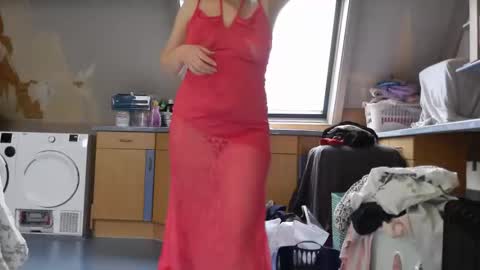 Amanda online show from February 2026 12:14:01 PM