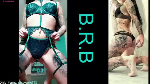 Snapshot of sexyariel15 chatting on April 2026 04:41:02 PM SexyAriel15 online show from April 2026 04:41:02 PM
