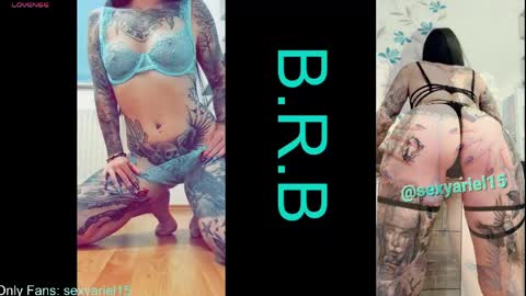 Snapshot of sexyariel15 chatting on April 2026 04:22:01 PM SexyAriel15 online show from April 2026 04:22:01 PM