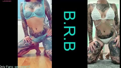 Snapshot of sexyariel15 chatting on May 2026 04:48:02 PM SexyAriel15 online show from May 2026 04:48:02 PM