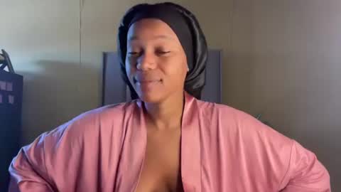 Snapshot of sexyasszeeee chatting on October 2025 09:17:01 AM sexyasszeeee online show from October 2025 09:17:01 AM