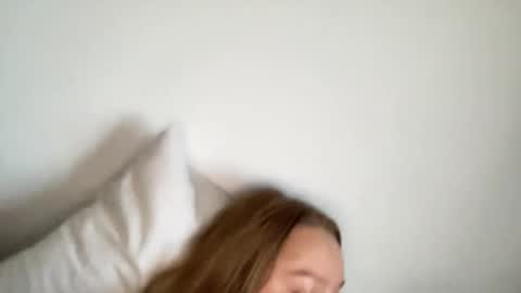 Snapshot of sexyayo666 chatting on October 2025 04:27:01 PM ALAYA online show from October 2025 04:27:01 PM