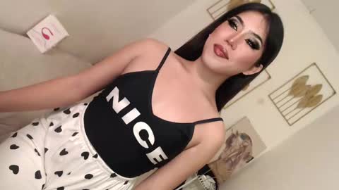 Snapshot of sexybaby2999 chatting on January 2025 12:02:01 PM Lexie online show from January 2025 12:02:01 PM