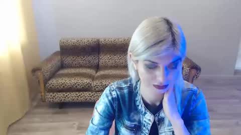 Snapshot of sexybeatriice chatting on January 2025 10:17:02 AM sexybeatriice online show from January 2025 10:17:02 AM