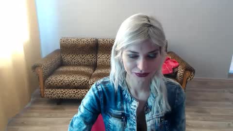 Snapshot of sexybeatriice chatting on February 2025 07:11:02 AM sexybeatriice online show from February 2025 07:11:02 AM