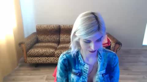 Snapshot of sexybeatriice chatting on March 2025 10:24:02 AM sexybeatriice online show from March 2025 10:24:02 AM