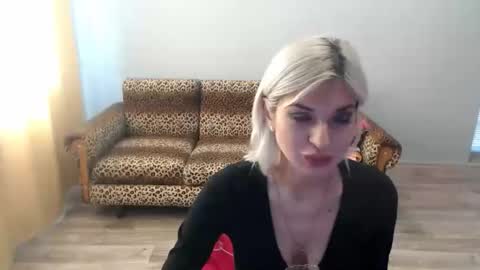 Snapshot of sexybeatriice chatting on October 2025 06:36:02 AM sexybeatriice online show from October 2025 06:36:02 AM