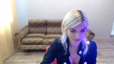 Snapshot of sexybeatriice chatting on October 2025 06:47:02 AM sexybeatriice online show from October 2025 06:47:02 AM