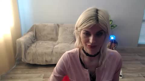 sexybeatriice online show from April 2026 06:21:01 AM