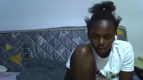 sexybeiby1 online show from February 2026 05:17:02 PM