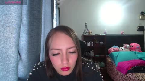 Snapshot of sexyblondiey chatting on October 2025 08:54:02 PM sexyblondiey online show from October 2025 08:54:02 PM