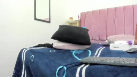 Snapshot of sexybrown_2005 chatting on December 2024 02:52:02 AM sexybrown_2005 online show from December 2024 02:52:02 AM