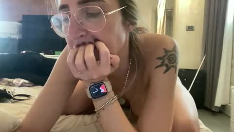 Bunny online show from February 2026 12:59:02 PM