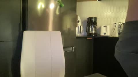 sexycanadian39 online show from February 2026 04:24:02 AM