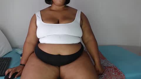 Snapshot of sexychill2000 chatting on January 2026 07:11:02 AM SEXYCHILL online show from January 2026 07:11:02 AM